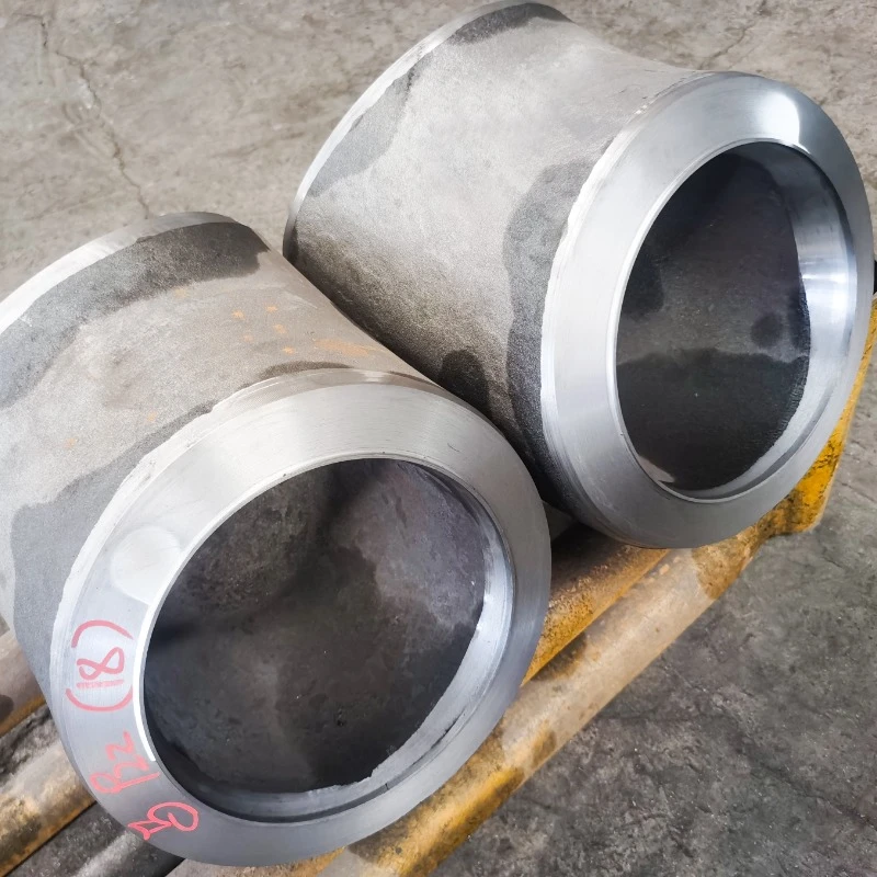 ASTM A234 WP22 كوع سبائك الصلب